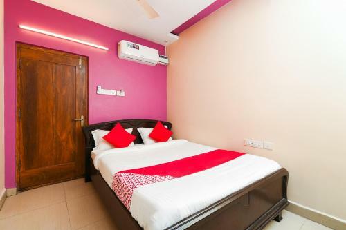 Hotel Oyo 22116 Savera Inn Lodge