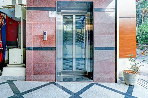 Hotel Fabexpress Vizag Grand