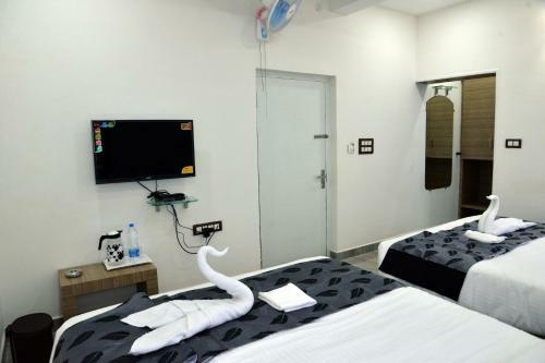 Lodge Suroor Tourist Home