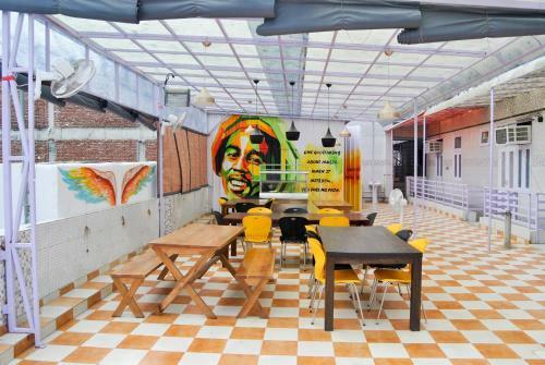 Albergue Mural By Spiti