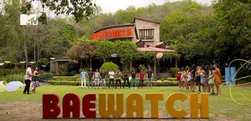 Hotel The Den Corbett Resort
