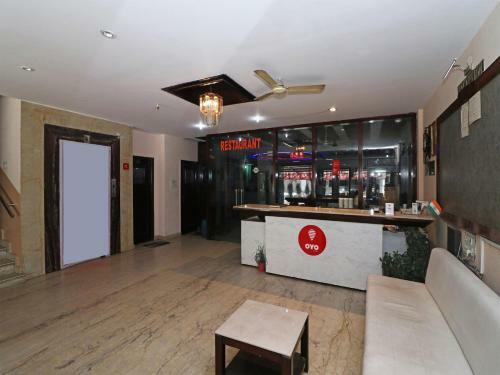 Oyo 13161 Apni Havali Hotel & Restaurant