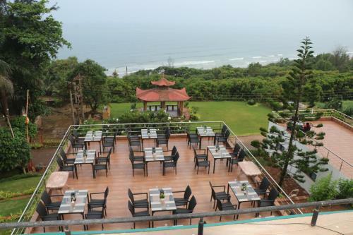 Hotel Abhishek Beach Resort And Spa