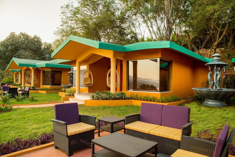 Hotel Residency Lake Resort & Spa