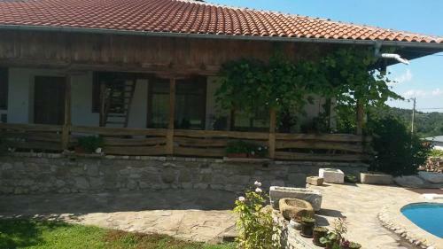 Hotel Pri Chakara