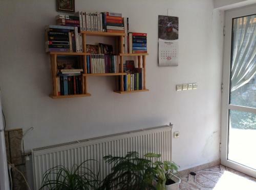 Hostal Vanda Guest House