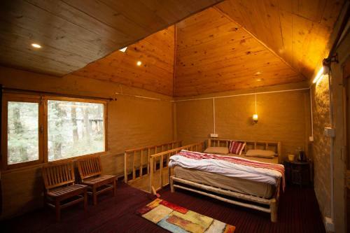 Albergue Mudhouse Jibhi, By E-living Project