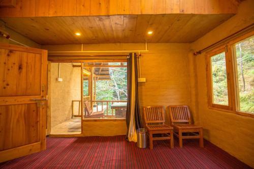 Albergue Mudhouse Jibhi, By E-living Project