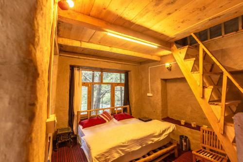 Albergue Mudhouse Jibhi, By E-living Project