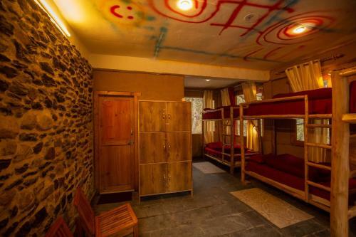 Albergue Mudhouse Jibhi, By E-living Project