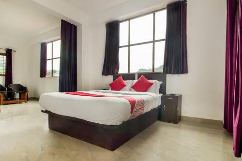 Hostal Oyo 41210 Zyair Inn Residency