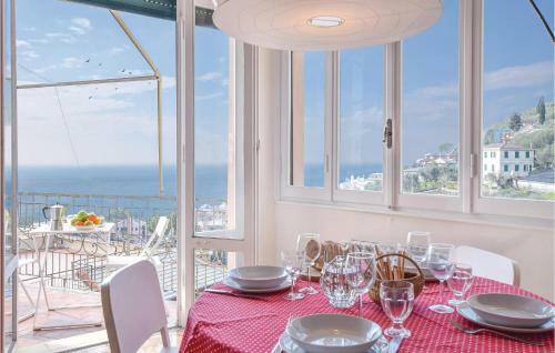 Two-bedroom Apartment In Pieve Ligure