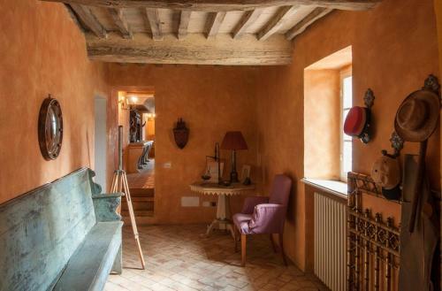 Camigliano Villa Sleeps 16 Air Con Wifi