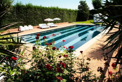 Bastia Villa Sleeps 9 Pool Air Con Wifi