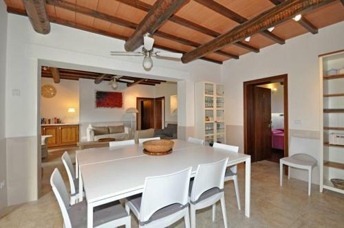 Castiglione Del Lago Apartment Sleeps 10 Pool Wifi