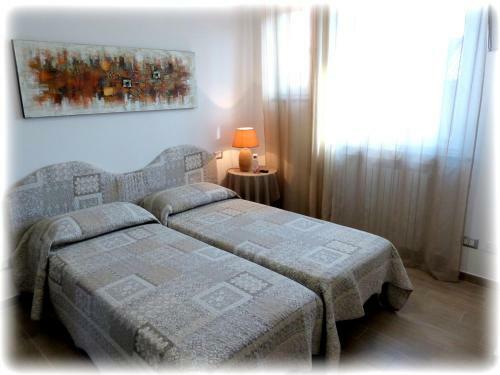 Hostal Marinella Guest House