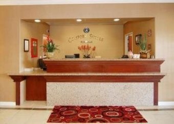 Hotel Comfort Suites Near Six Flags Magic Mountain
