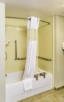 Hotel Hampton Inn And Suites Jamestown