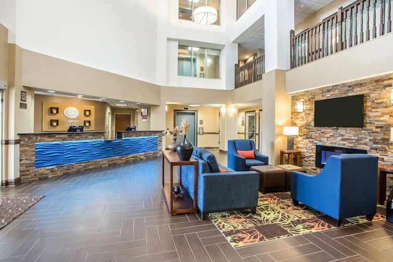 Hotel Comfort Suites