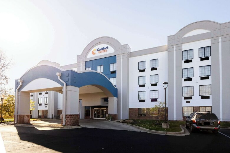 Hotel Comfort Suites