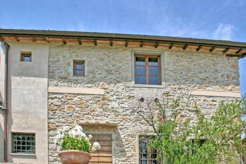 Grassina Ponte A Ema Apartment Sleeps 4 T241474