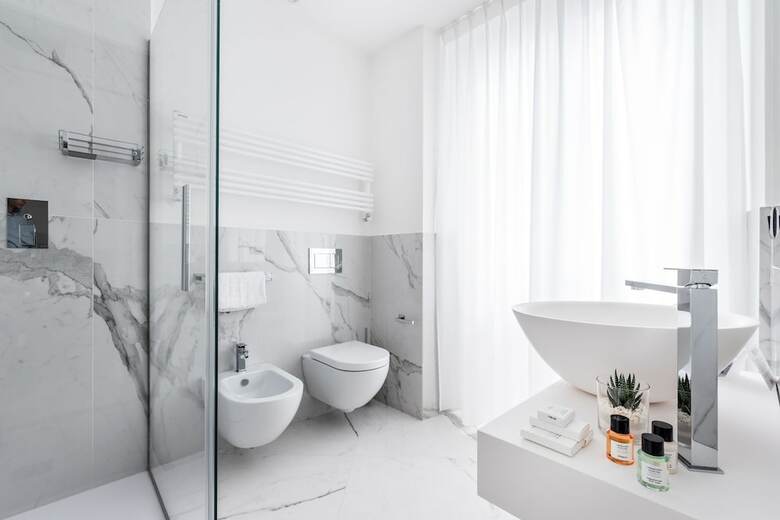 Hostal The First - La Spezia 5 Terre