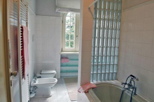 Lazise Villa Sleeps 14 Pool Air Con Wifi