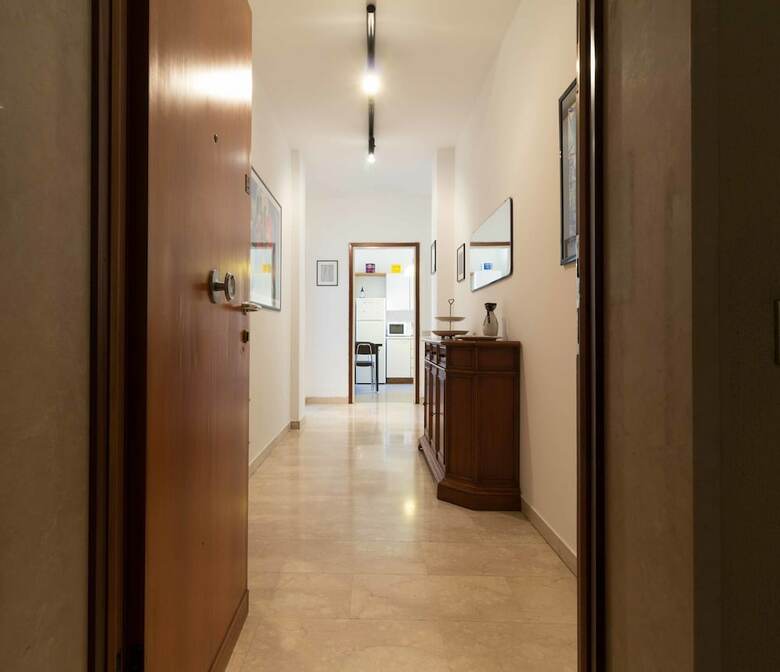 Manzoni Two-bedroom Apartment