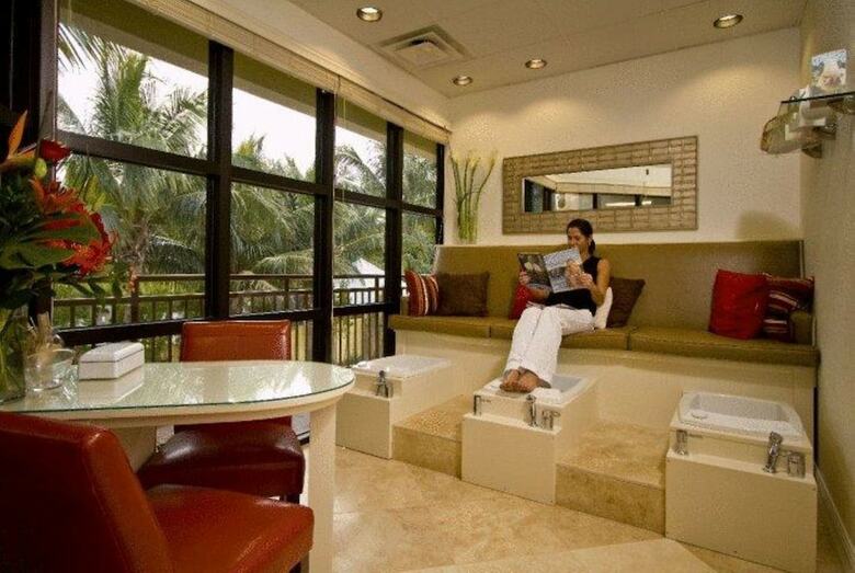 Hotel Tween Waters Island Resort & Spa