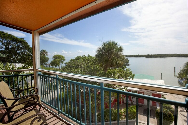 Hotel Tween Waters Island Resort & Spa