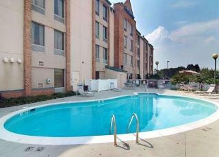 Hotel Comfort Inn Airport