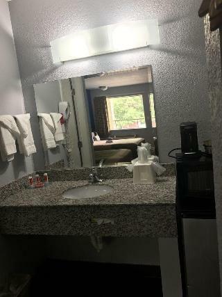 Hotel Econo Lodge Inn & Suites