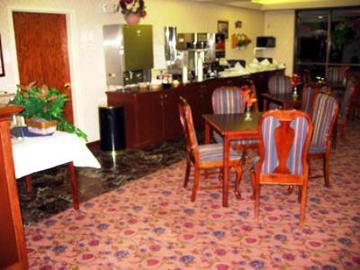 Best Western Plus Trail Lodge Hotel & Suites