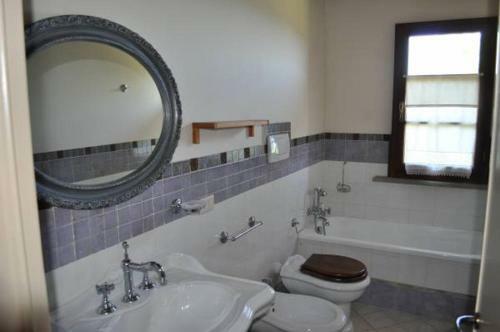 Iano Villa Sleeps 24 Pool Air Con Wifi