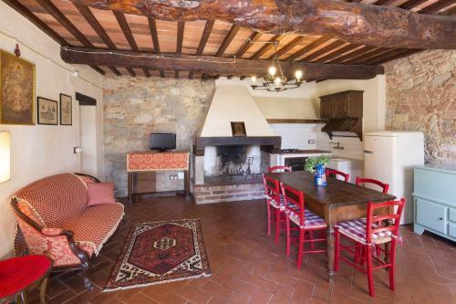 Campoleone Villa Sleeps 12 Pool Wifi