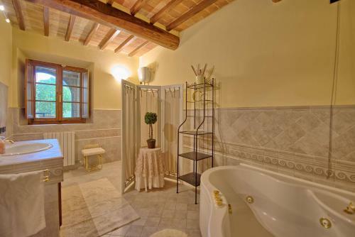 Il Merlo Villa Sleeps 11 Pool Wifi