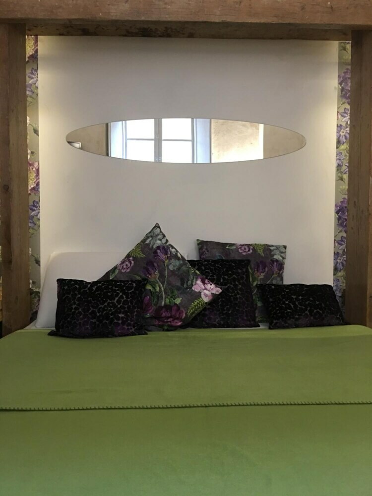 Hostal Il Pozzo Di Santa Zita