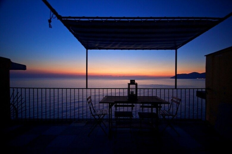 La Lampara Sea View Terrace Apartment