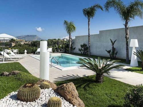 Marausa Villa Sleeps 5 Pool Wifi