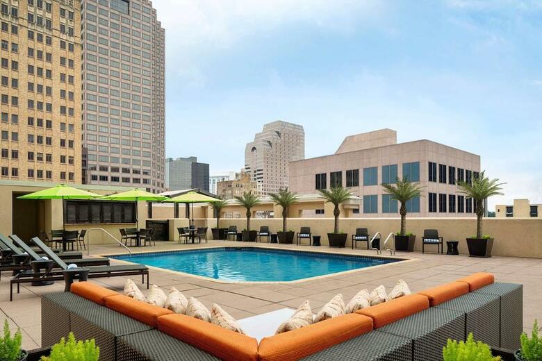 Hotel Embassy Suites San Antonio Riverwalk Downtown