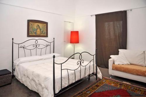 Marina Di Ragusa Villa Sleeps 20 Air Con