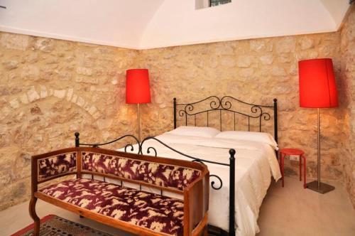 Marina Di Ragusa Villa Sleeps 20 Air Con