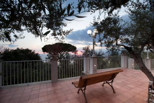 Villa Rusella With Terrace & Breathless Sea Views