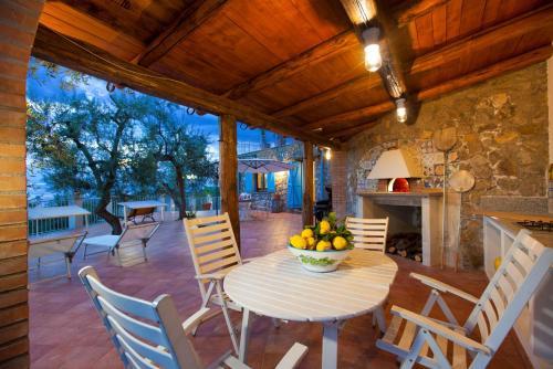 Villa Rusella With Terrace & Breathless Sea Views