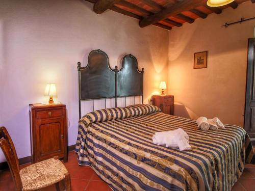 Holiday Home In Tuscany With Swimming Pool