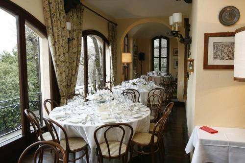 Hostal The Club Guest House