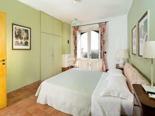 Milo Villa Sleeps 12 Pool Air Con Wifi