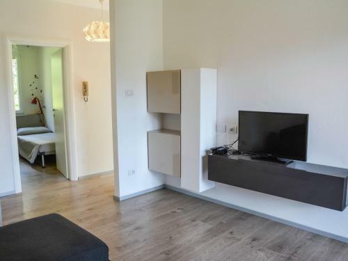 Gorgeous Apartment In Val Di Ledro With Private Terrace