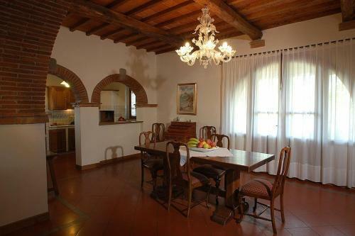 Montaione Villa Sleeps 10 Pool Wifi