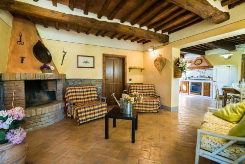Montaione Villa Sleeps 10 Pool Wifi
